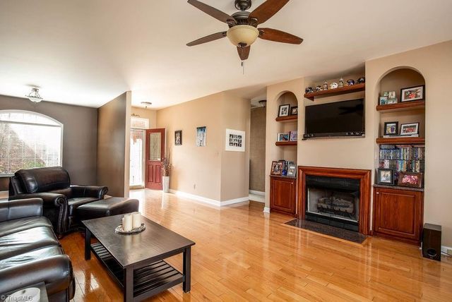 107 Autumn Hill Court, Archdale, NC 27263