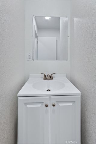 1013 -1017 W Santa Fe Avenue, Merced, CA 95340