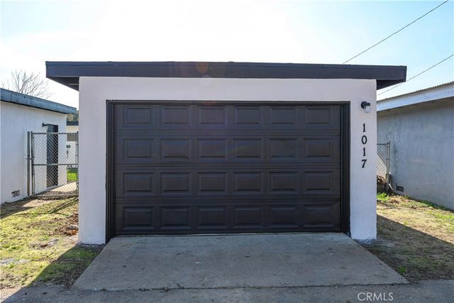 1013 -1017 W Santa Fe Avenue, Merced, CA 95340