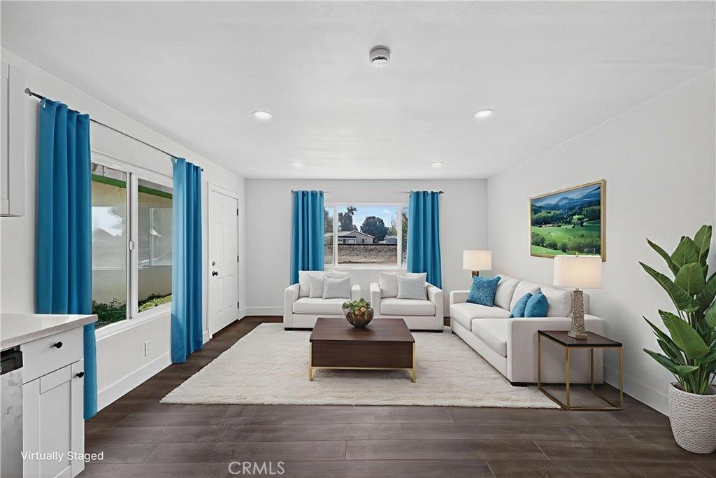 Image 13 of property listing at 1013 -1017 W Santa Fe Avenue, Merced, CA 95340