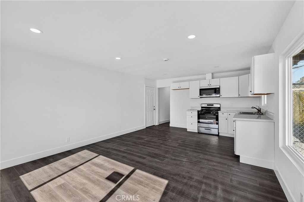 Image 38 of property listing at 1013 -1017 W Santa Fe Avenue, Merced, CA 95340