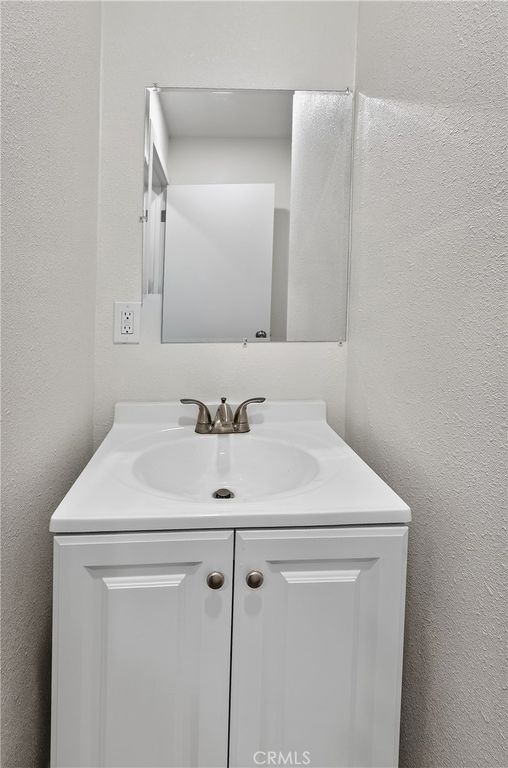 Image 49 of property listing at 1013 -1017 W Santa Fe Avenue, Merced, CA 95340