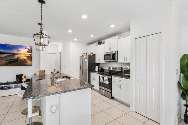 6402 BACK FORTY LOOP, Zephyrhills, FL 33541