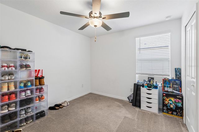 6402 BACK FORTY LOOP, Zephyrhills, FL 33541