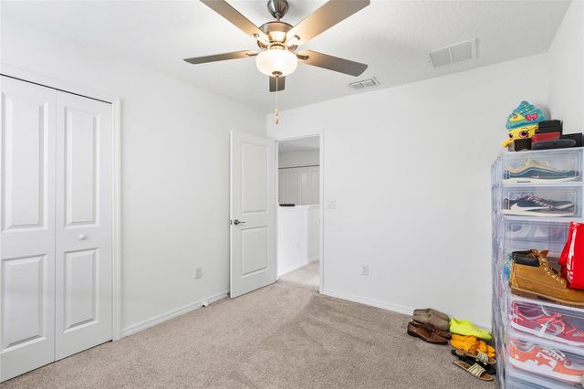 6402 BACK FORTY LOOP, Zephyrhills, FL 33541