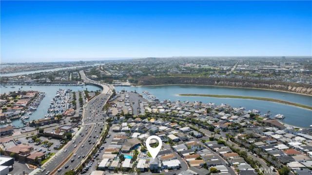 304 Lexington, Newport Beach, CA 92660