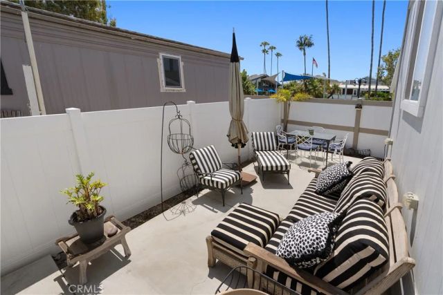 304 Lexington, Newport Beach, CA 92660