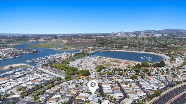 304 Lexington, Newport Beach, CA 92660