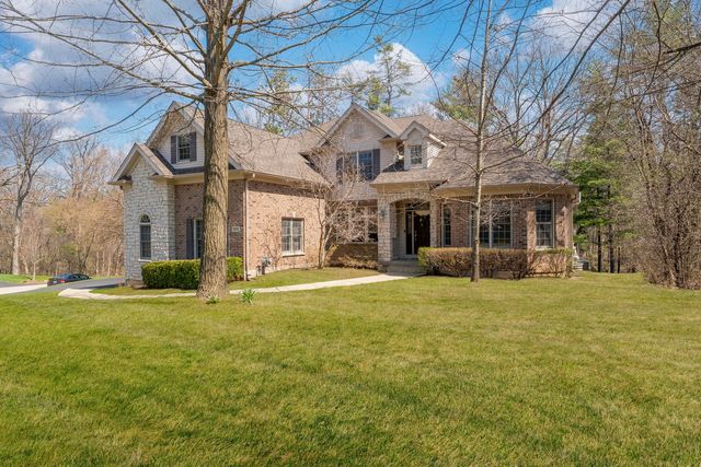 3506 Harvest Court, Island Lake, IL 60042