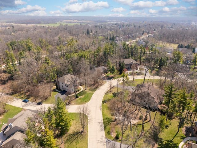3506 Harvest Court, Island Lake, IL 60042