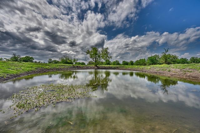 0000 School Road, New Ulm, TX 78950