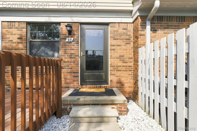 2101 E Vine Way Drive 93, Canton Charter Township, MI 48188