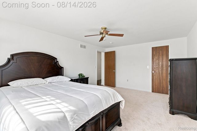 2101 E Vine Way Drive 93, Canton Charter Township, MI 48188