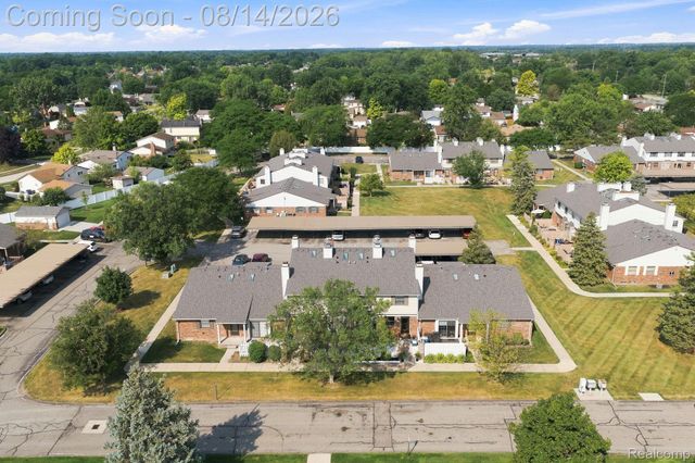 2101 E Vine Way Drive 93, Canton Charter Township, MI 48188