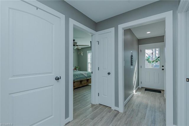 131 Lake Drive 10, Lexington, NC 27292