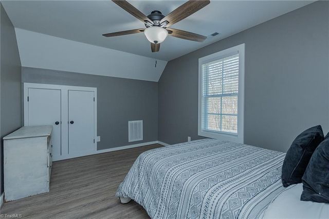 131 Lake Drive 10, Lexington, NC 27292