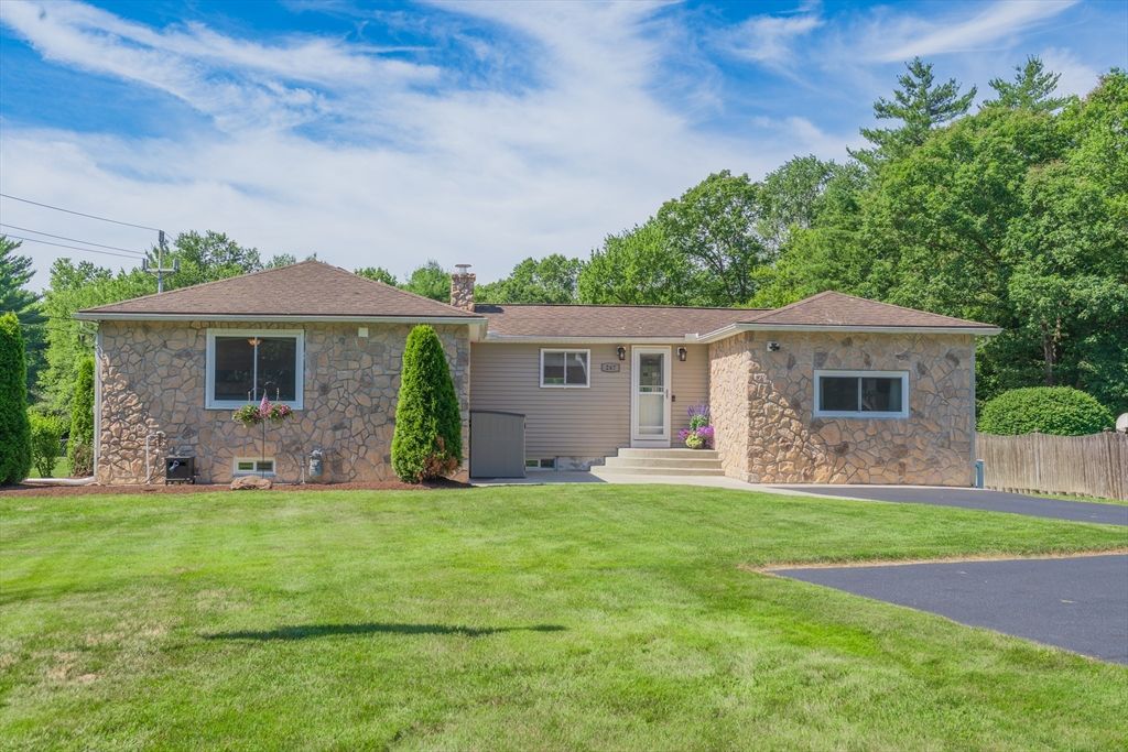 247 Allen St, East Longmeadow, MA 01028