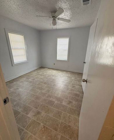 5405 Cox Street, Fort Worth, TX 76105