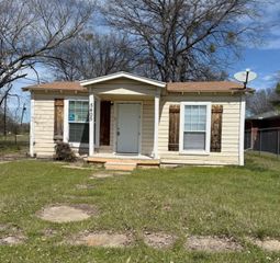 5405 Cox Street, Fort Worth, TX 76105