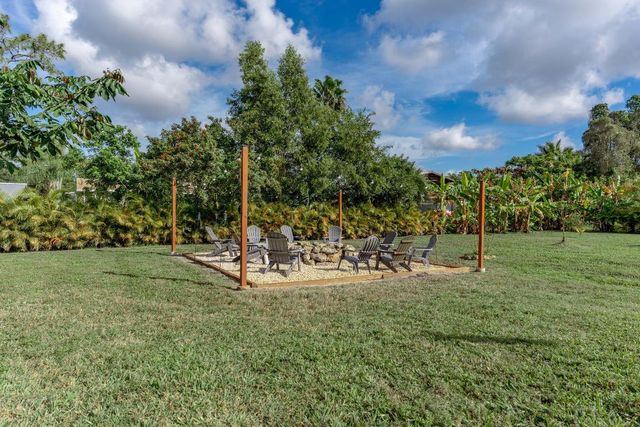 13215 69th Street N, The Acreage, FL 33412