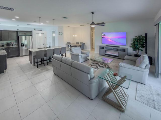 13215 69th Street N, The Acreage, FL 33412