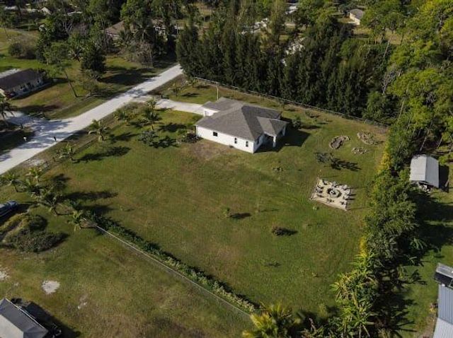 13215 69th Street N, The Acreage, FL 33412