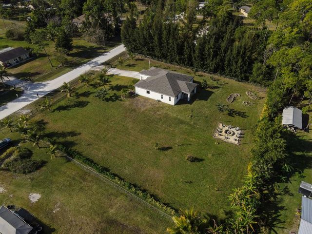 13215 69th Street N, The Acreage, FL 33412