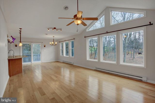 1032 UPLAND DRIVE, Fayetteville, PA 17222