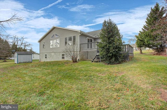 1032 UPLAND DRIVE, Fayetteville, PA 17222