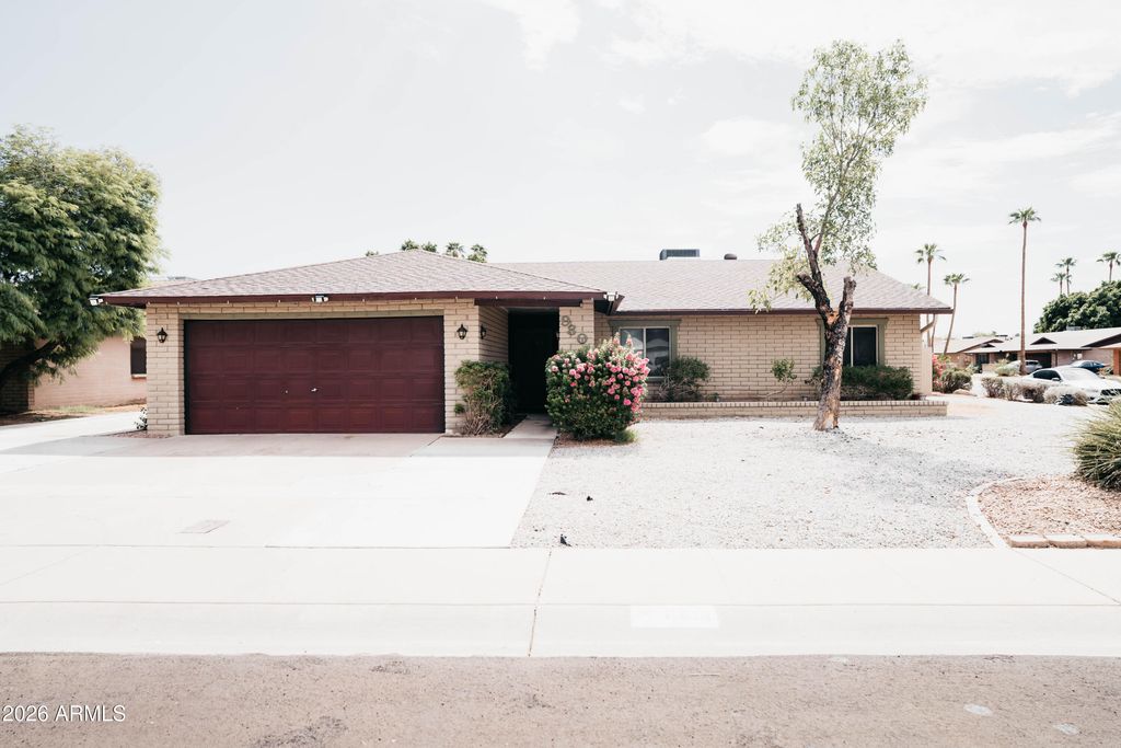 9801 N 49TH Lane, Glendale, AZ 85302 — exterior
