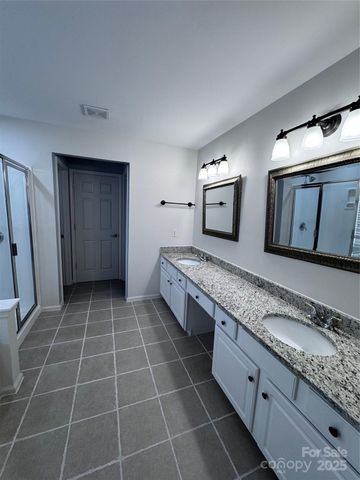 7803 Noland Woods Drive, Charlotte, NC 28277