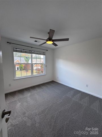 7803 Noland Woods Drive, Charlotte, NC 28277