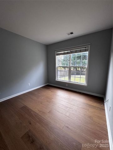 7803 Noland Woods Drive, Charlotte, NC 28277