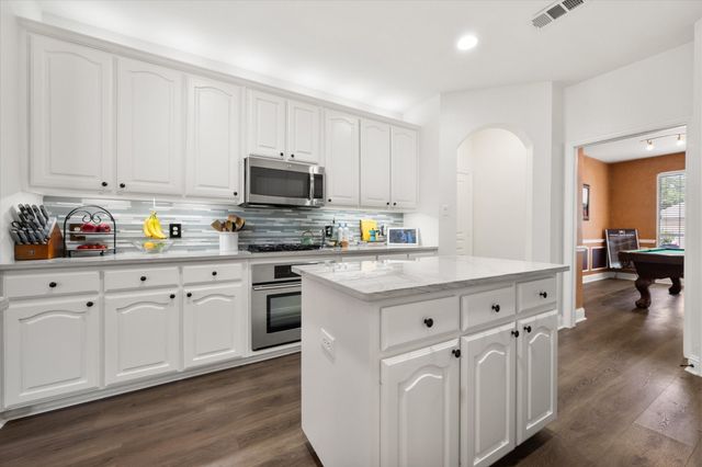 1912 Austin Street, Mansfield, TX 76063