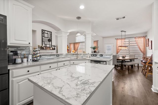 1912 Austin Street, Mansfield, TX 76063