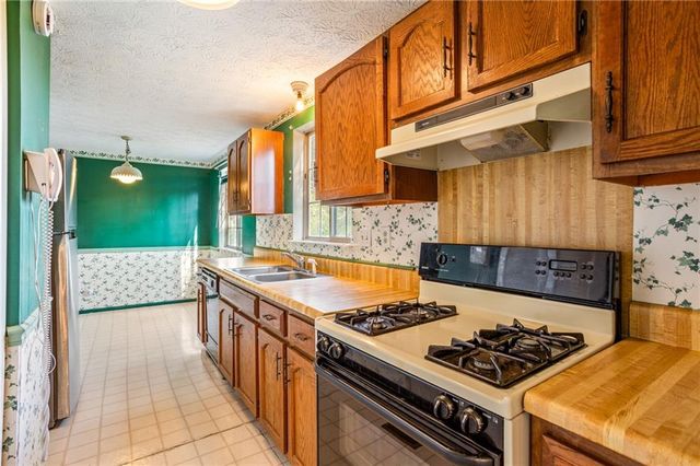 5420 Robin Hill Court, Norcross, GA 30093