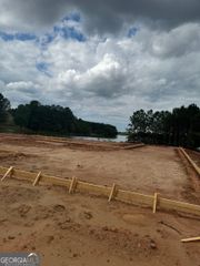 1720 Signature Court, Hampton, GA 30228