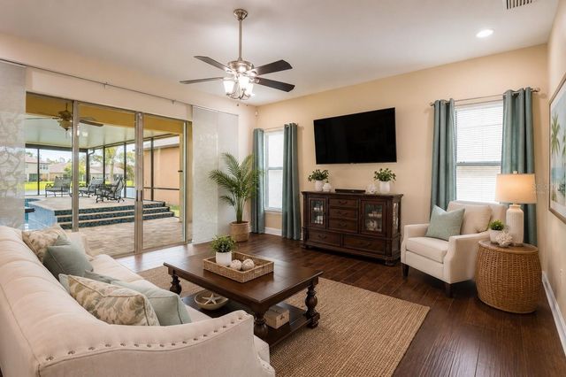 11807 CROSS VINE DRIVE, Riverview, FL 33579