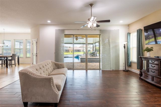 11807 CROSS VINE DRIVE, Riverview, FL 33579