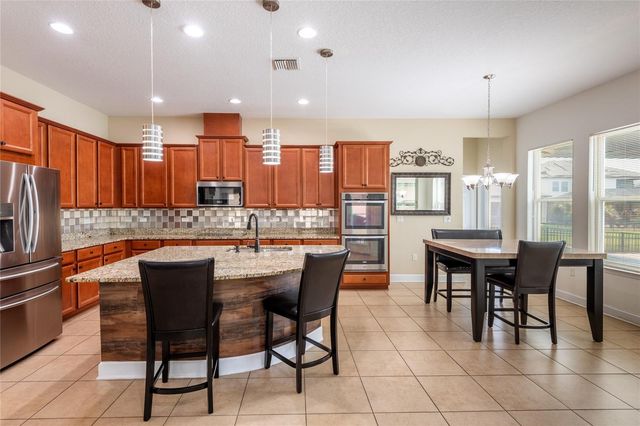 11807 CROSS VINE DRIVE, Riverview, FL 33579
