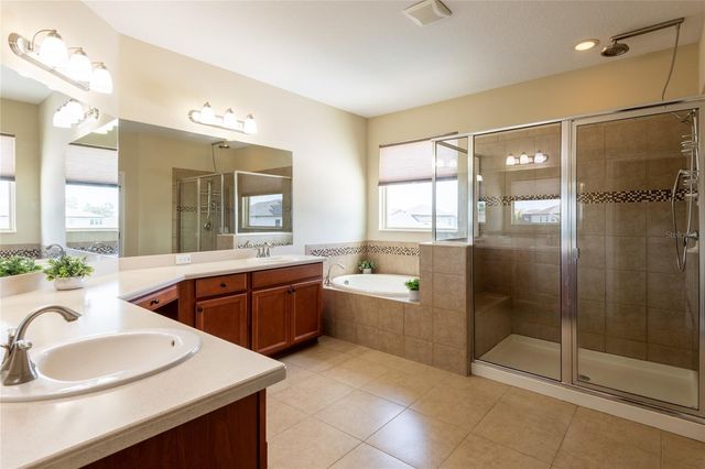 11807 CROSS VINE DRIVE, Riverview, FL 33579