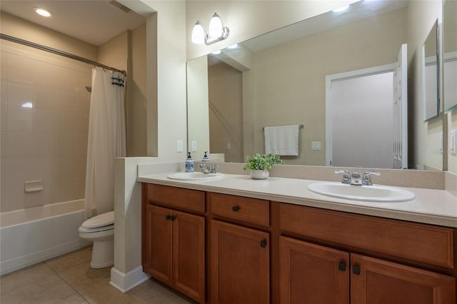 11807 CROSS VINE DRIVE, Riverview, FL 33579