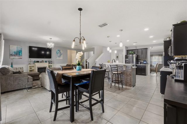 238 GRANADA AVENUE, Davenport, FL 33837