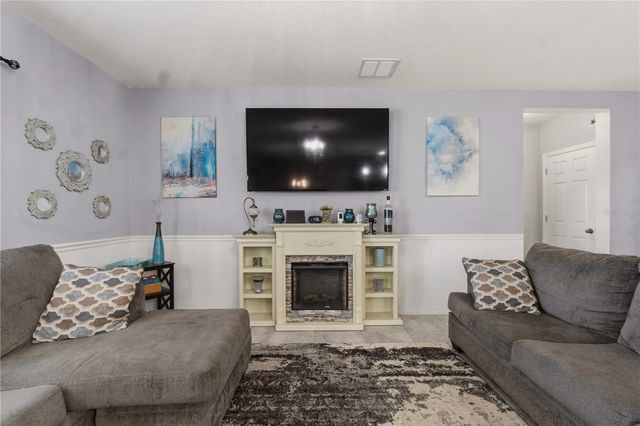 238 GRANADA AVENUE, Davenport, FL 33837