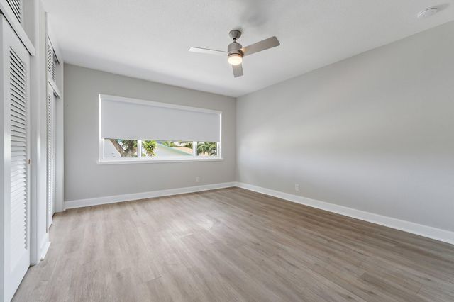 624 Southwind Circle 1, North Palm Beach, FL 33408
