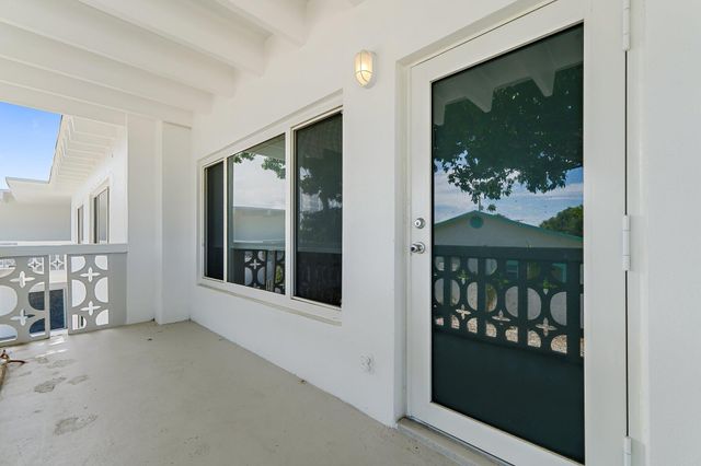 624 Southwind Circle 1, North Palm Beach, FL 33408
