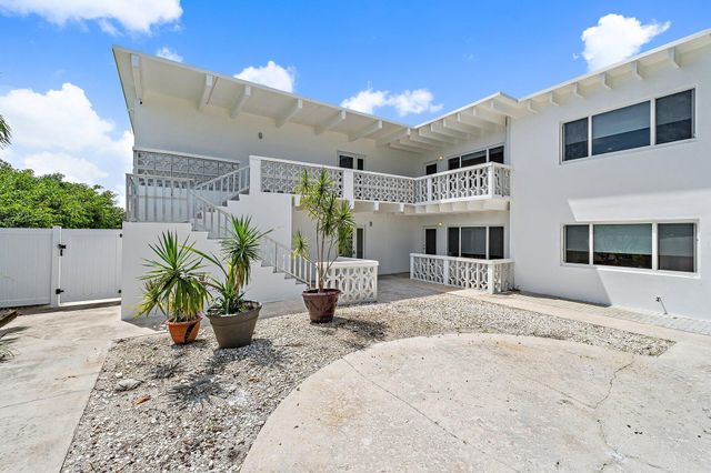 624 Southwind Circle 1, North Palm Beach, FL 33408