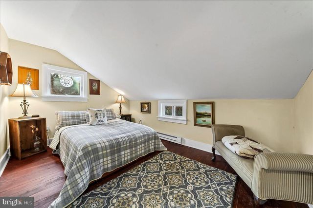 1381 SCHOOL HOUSE LN, Chester Springs, PA 19425