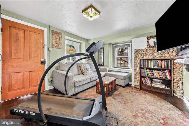 1381 SCHOOL HOUSE LN, Chester Springs, PA 19425