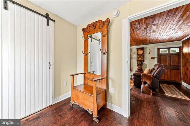 1381 SCHOOL HOUSE LN, Chester Springs, PA 19425